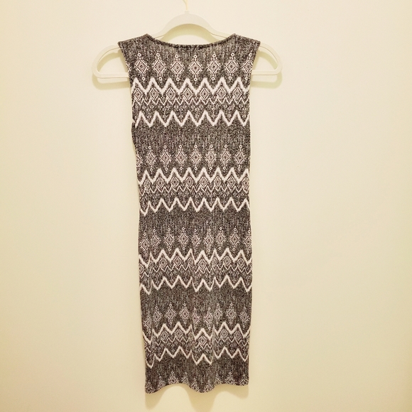 SEXY Love Tree Stretchy Zip Up Dress - Picture 2 of 6